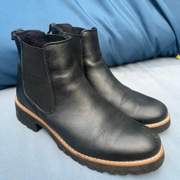 Hush Puppies Black Leather Waterproof Chelsea Boots - Picture 1 of 8